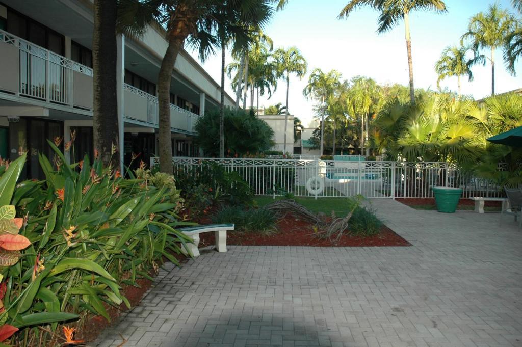 Sawgrass Inn & Conference Center Plantation Exteriör bild